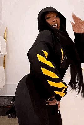 megan thee stallion twerk